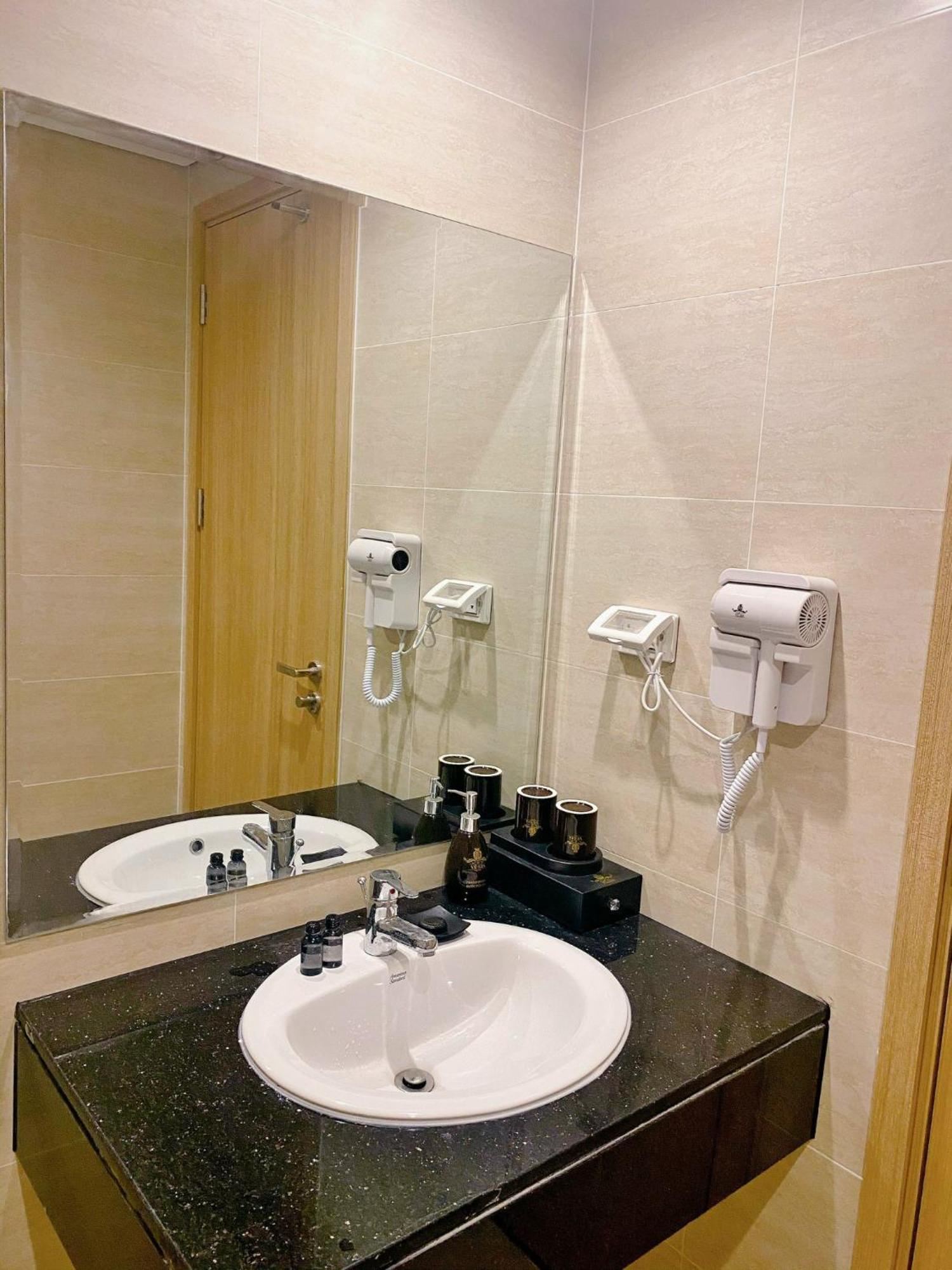 Vu Gia Hotel Фу Куок Екстериор снимка